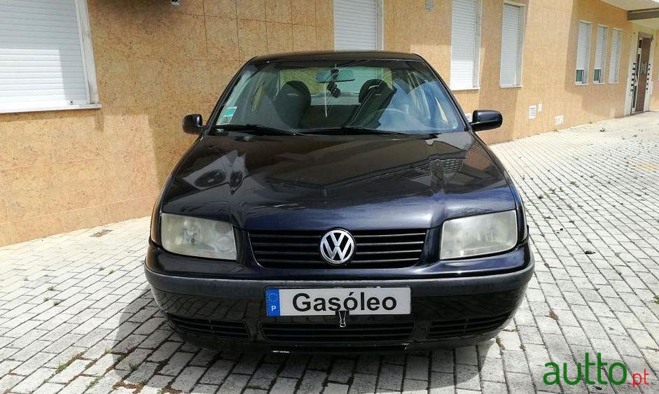 2000' Volkswagen Bora photo #2