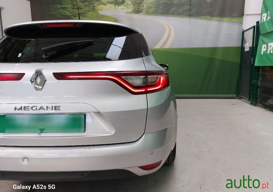2019' Renault Megane Sport Tourer photo #6