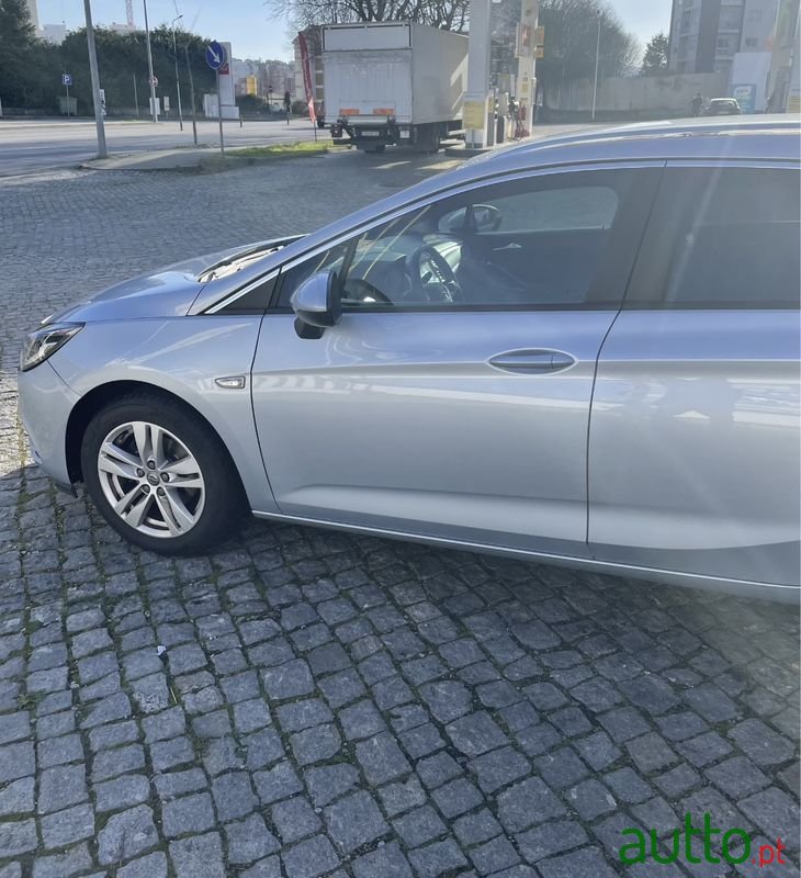 2016' Opel Astra Sports Tourer photo #1