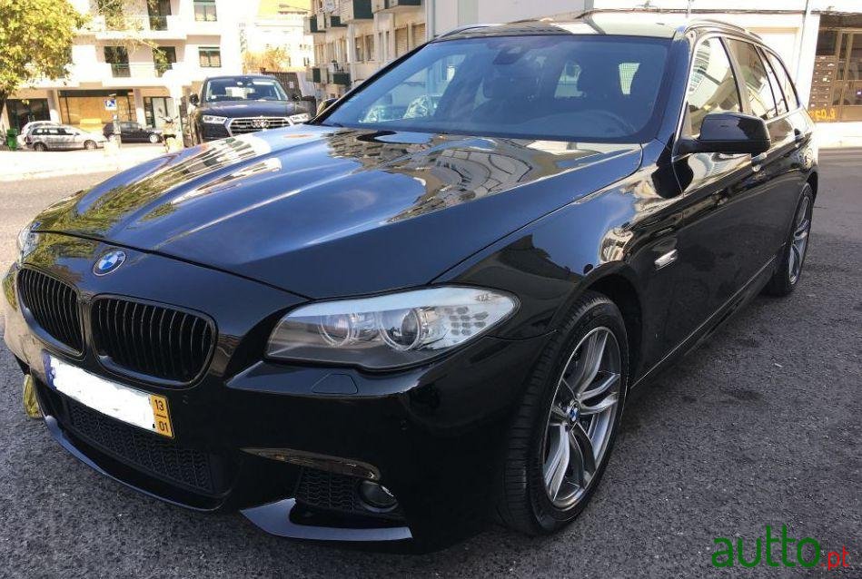 2013' BMW 520 photo #4