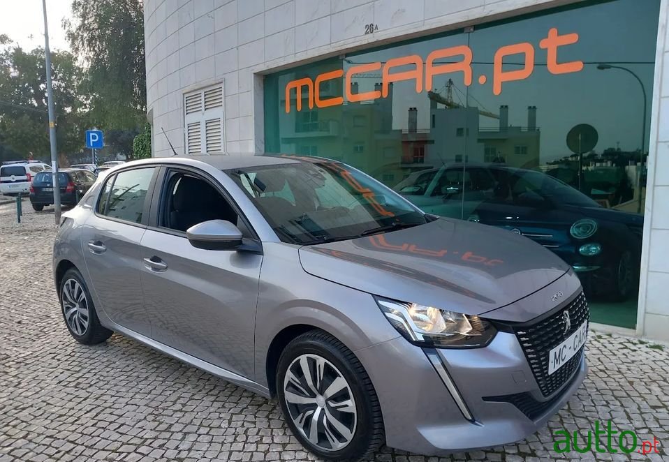 2019' Peugeot 208 photo #1