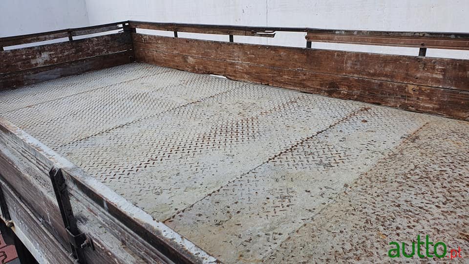 2001' Isuzu photo #5