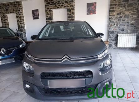 2019' Citroen C3 1.5 Bluehdi Shine photo #1