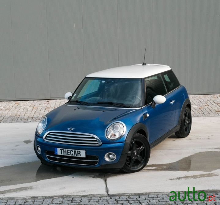 2009' MINI Cooper photo #1