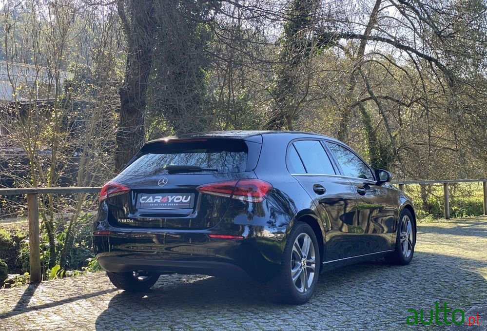 2019' Mercedes-Benz A 180 photo #5