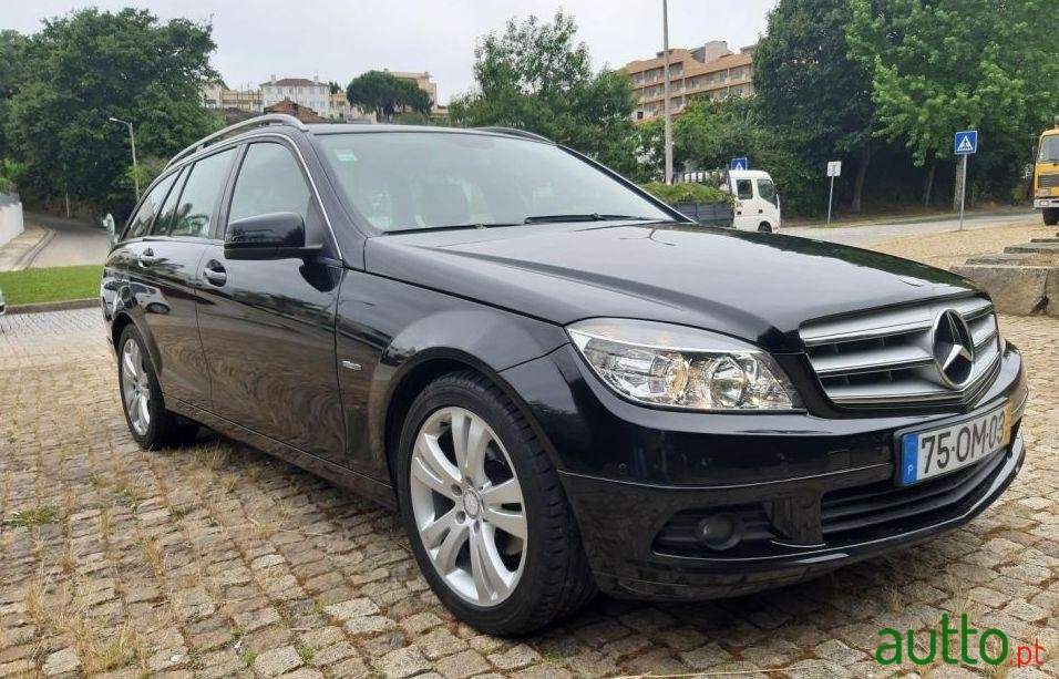 2010' Mercedes-Benz C-200 photo #1