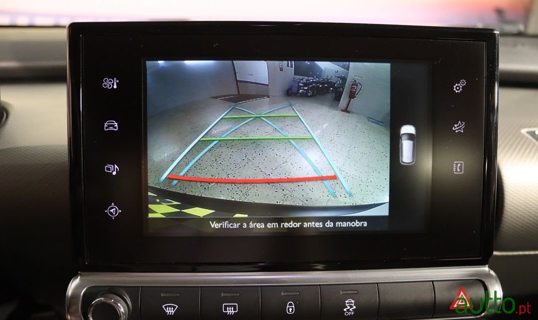 2015' Citroen C4 Cactus photo #5