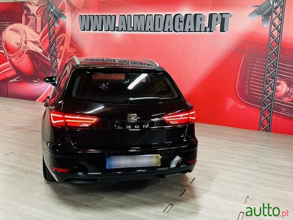 2017' SEAT Leon St photo #3