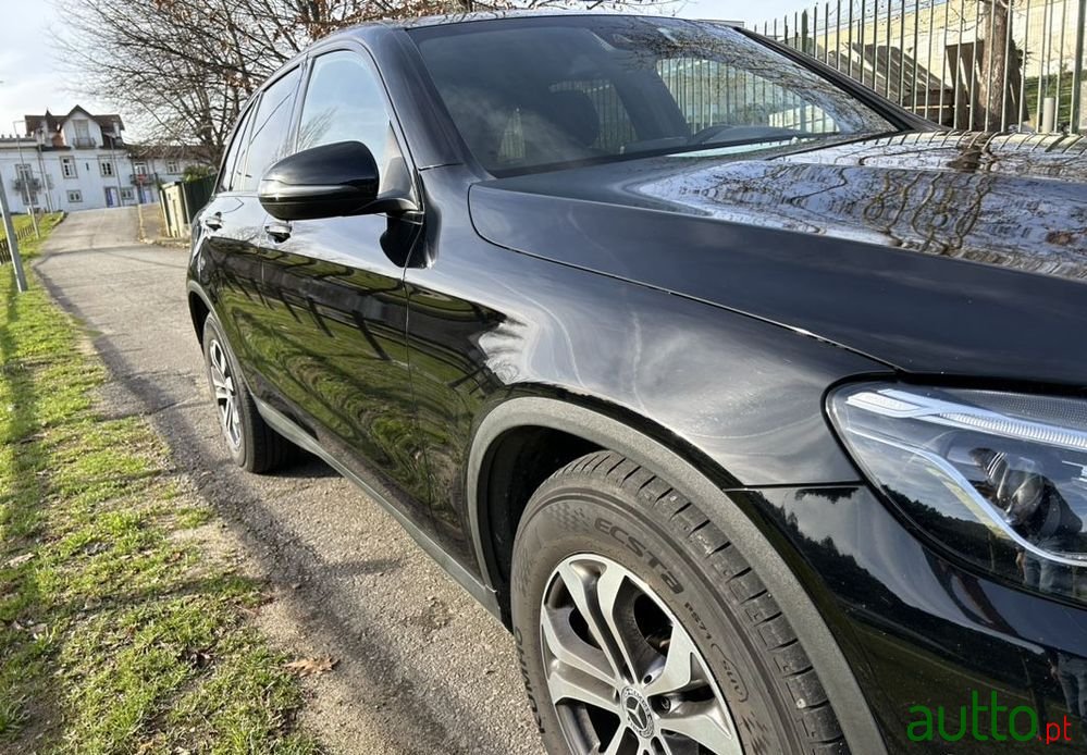 2018' Mercedes-Benz Classe Glc photo #6