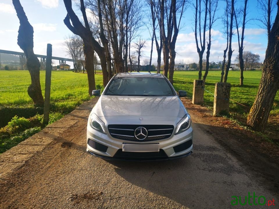 2015' Mercedes-Benz A-180 photo #5