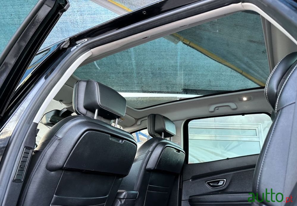 2018' Renault Grand Scenic photo #3