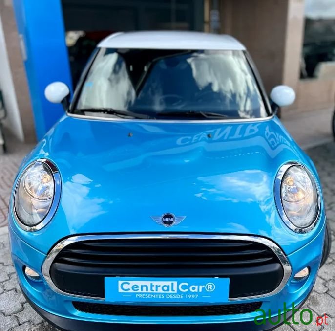 2015' MINI One photo #3