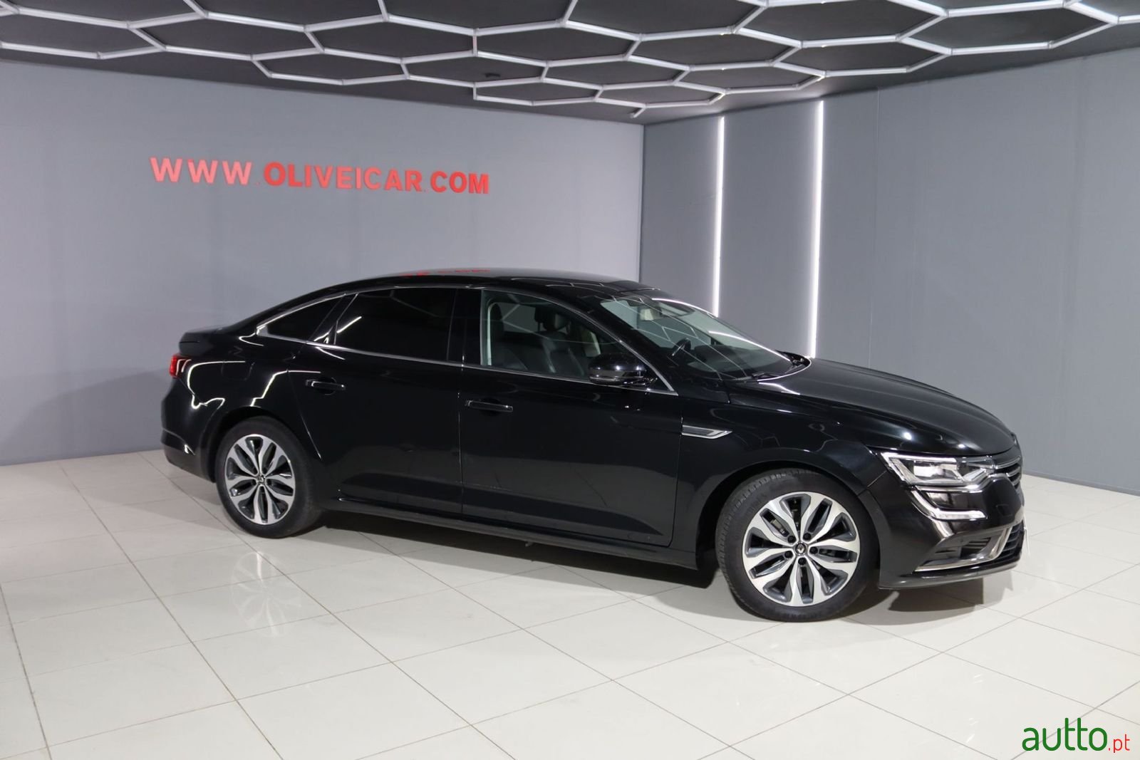 2018' Renault Talisman photo #6