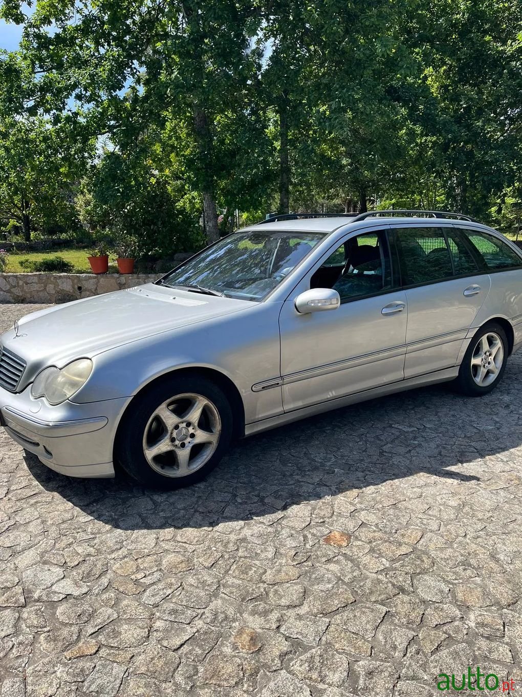 2002' Mercedes-Benz C-220 photo #1