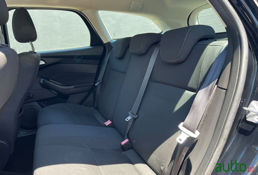 2016' Ford Focus Sw photo #5