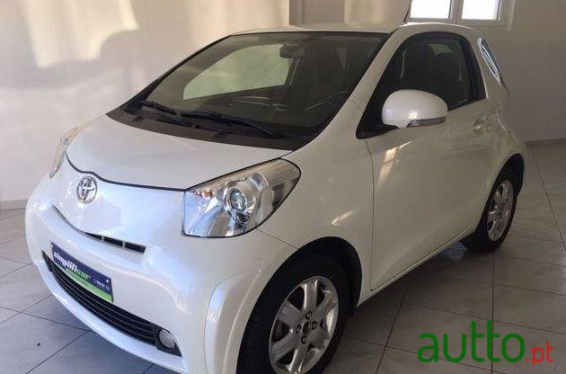 2013' Toyota iQ 1.0 Vvt.I photo #3