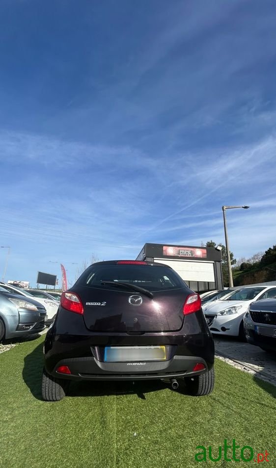 2010' Mazda 2 photo #4