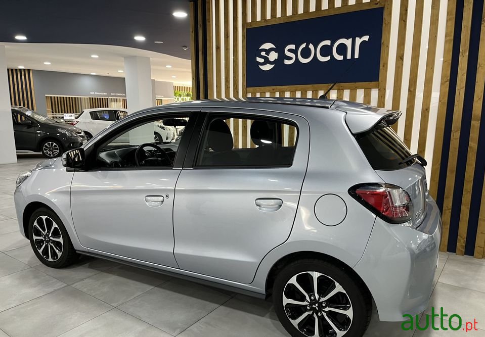 2020' Mitsubishi Space Star photo #5