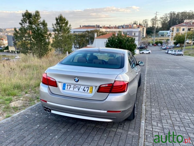 2012' BMW 520 photo #4
