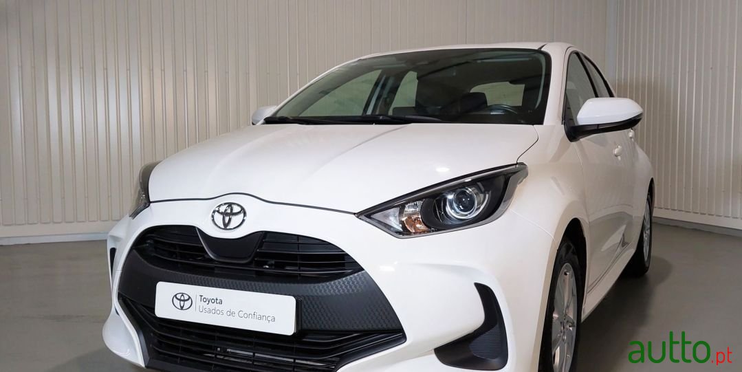2021' Toyota Yaris photo #1