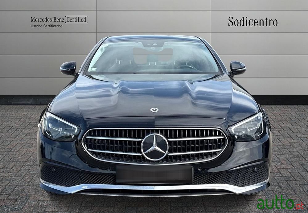 2022' Mercedes-Benz Classe E photo #6