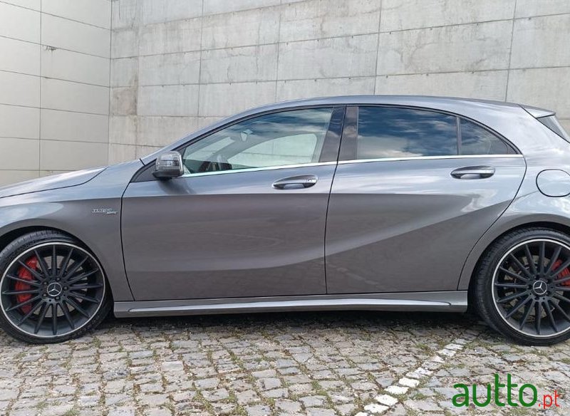 2014' Mercedes-Benz Classe A 4-Matic photo #1