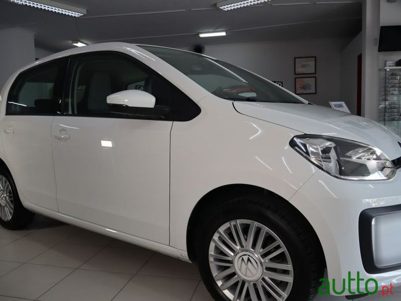 2023' Volkswagen Up! 1.0 Move photo #6