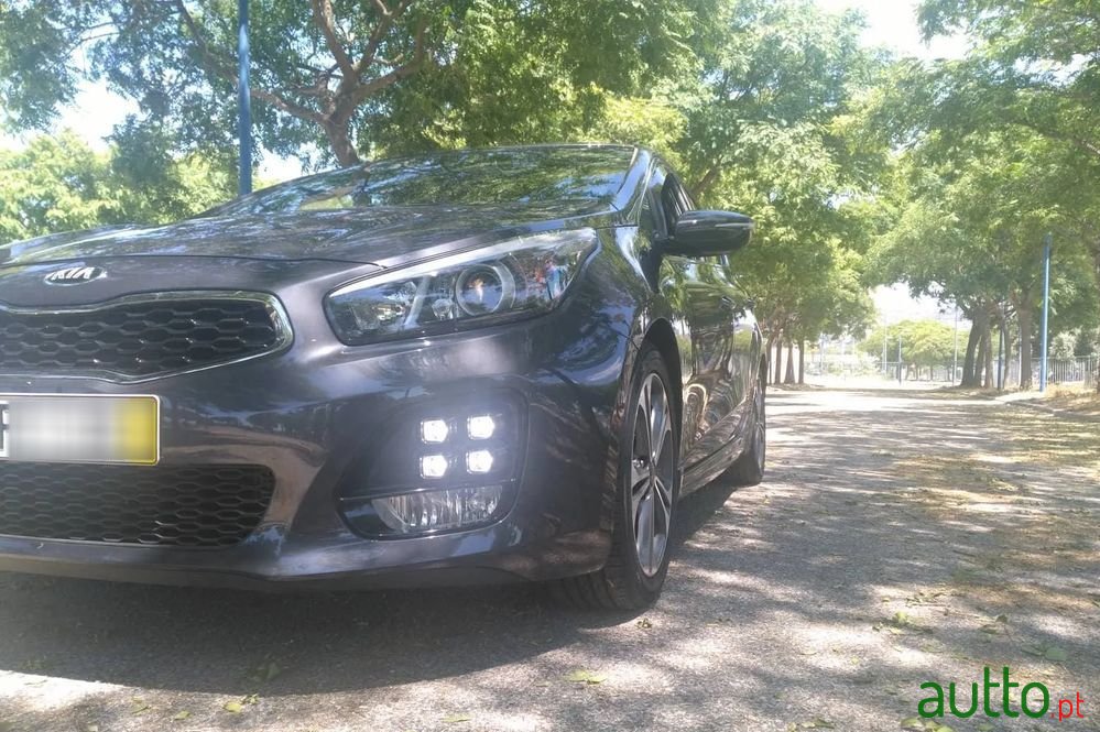 2016' Kia Ceed 1.0 T-Gdi Gt Line photo #1
