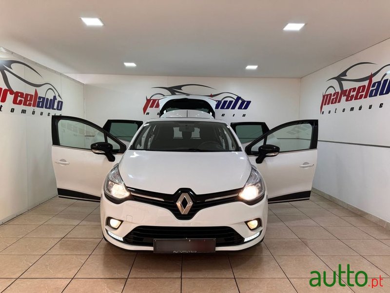 2019' Renault Clio 0.9 Tce Limited photo #5