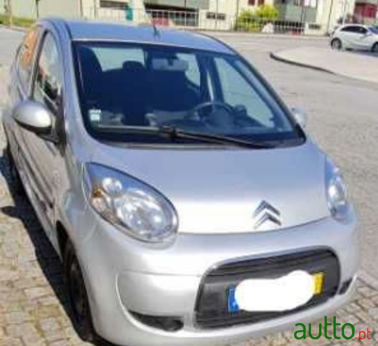 2011' Citroen C1 photo #2