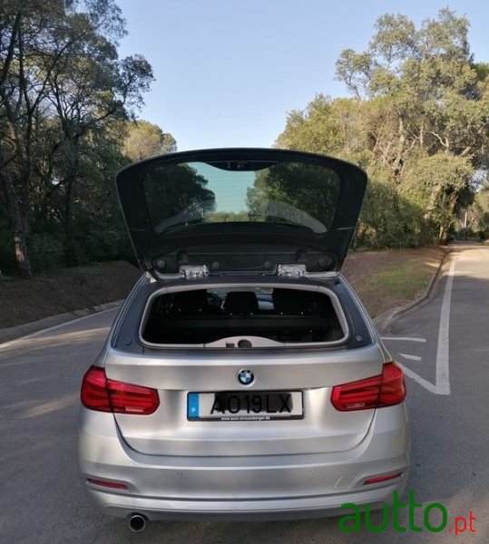 2017' BMW 318 photo #4