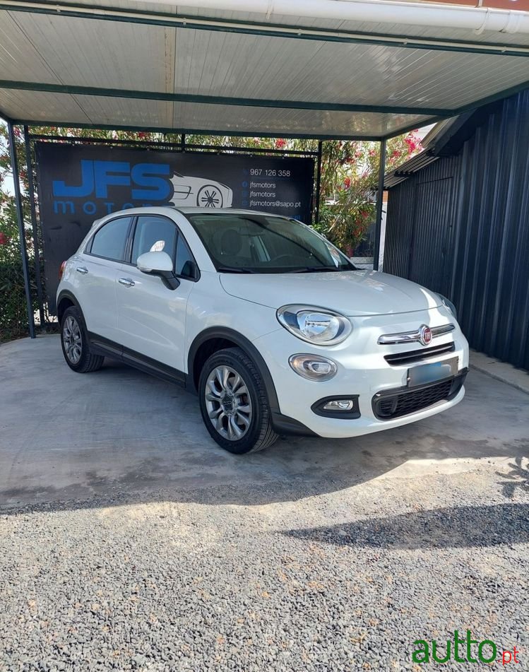 2016' Fiat 500X photo #2