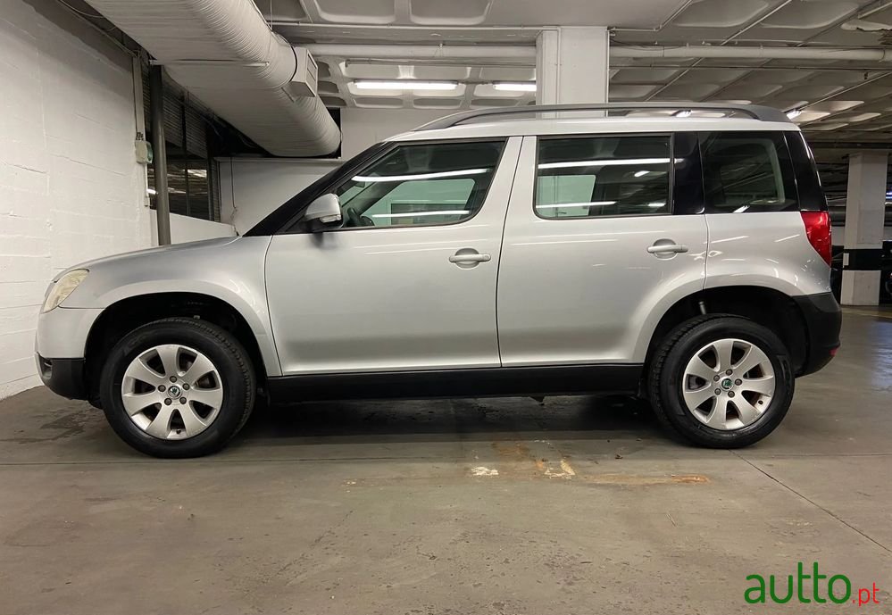 2010' Skoda Yeti 1.2 Tsi Elegance photo #4