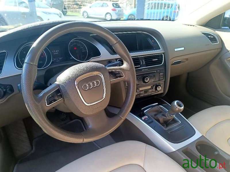 2009' Audi A5 photo #4