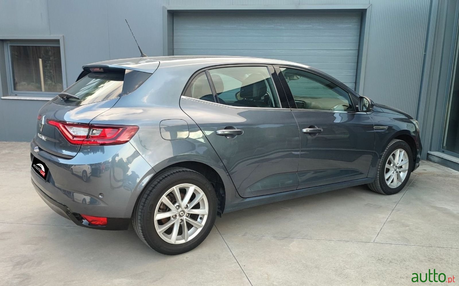 2016' Renault Megane photo #2