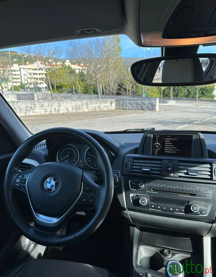 2011' BMW Série 1 D Line Urban photo #6