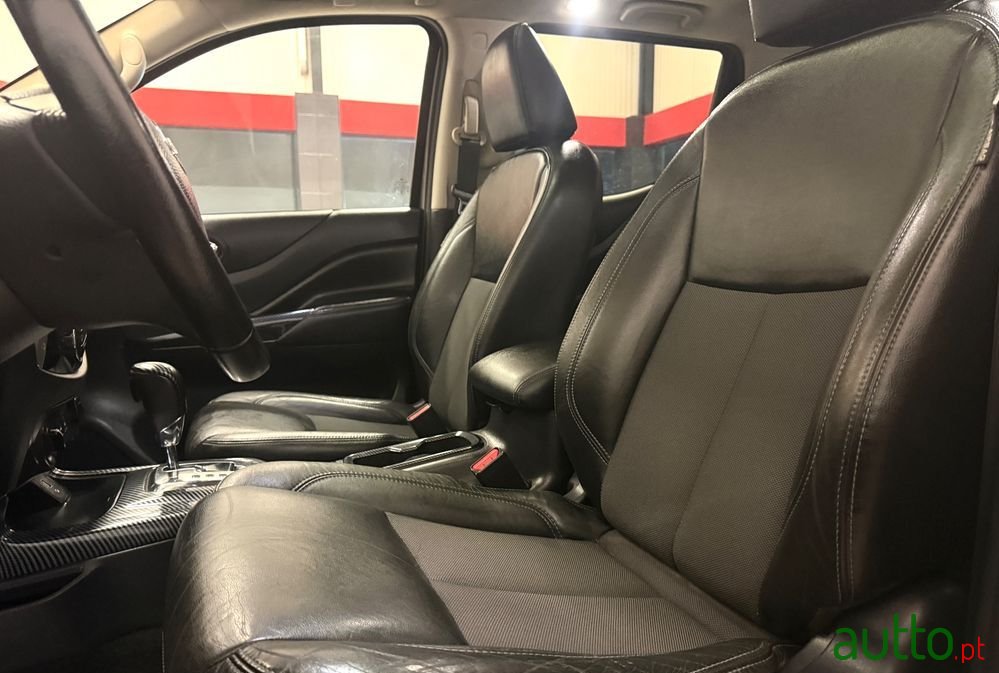 1995' Nissan Pick Up 2.5 D Cd photo #6