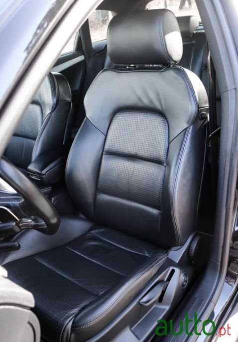 2010' Audi S3 Sportback photo #4