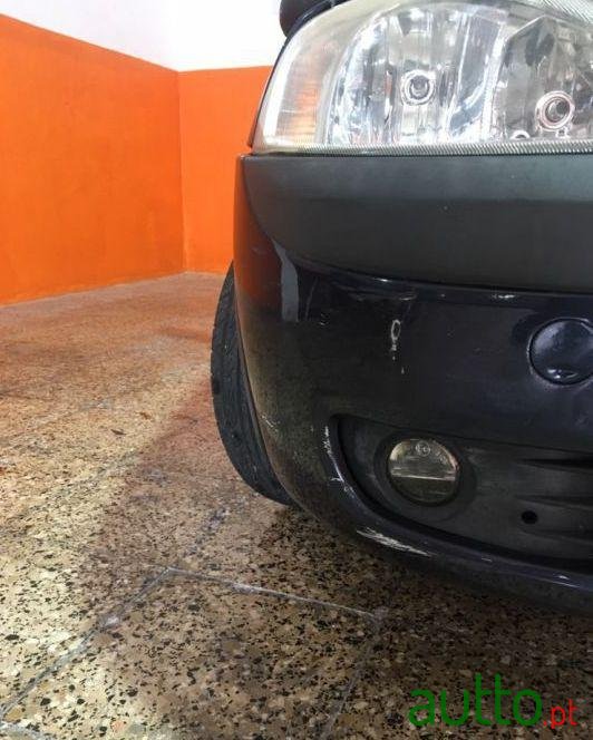 2000' Opel Corsa Sport photo #3