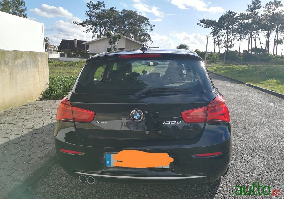 2015' BMW 120 photo #4