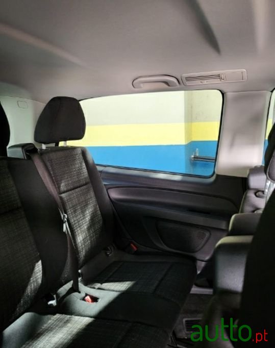 2016' Mercedes-Benz Vito photo #4