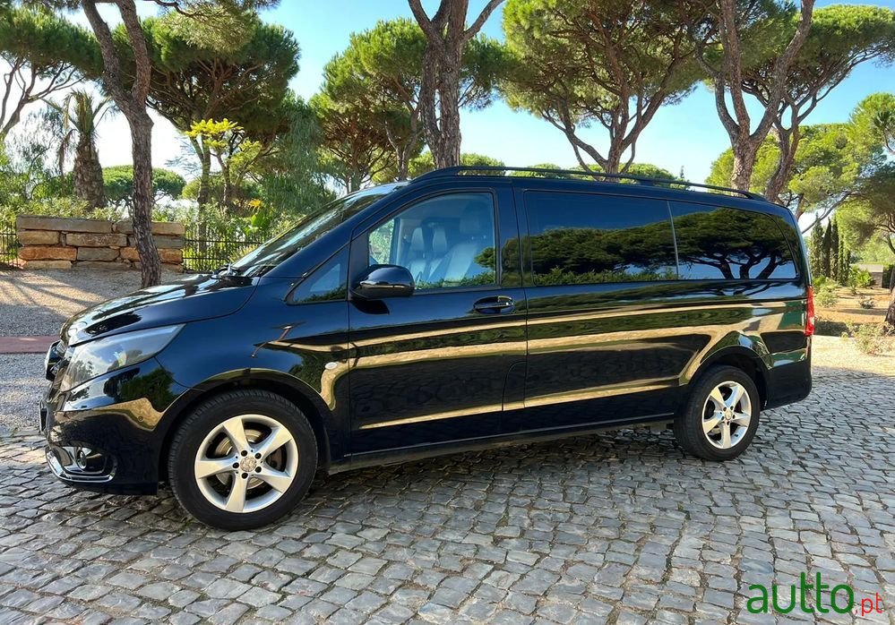 2015' Mercedes-Benz Vito photo #3
