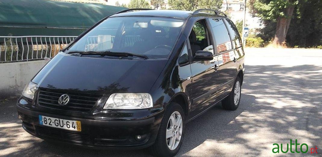 2003' Volkswagen Sharan photo #1
