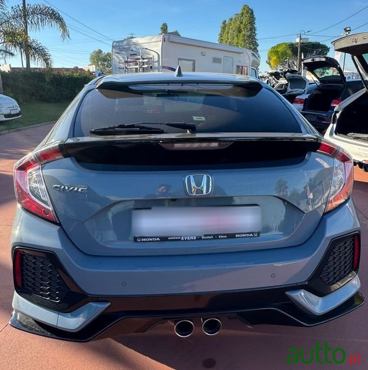 2019' Honda Civic 1.5 I-Vtec Sport Plus photo #3
