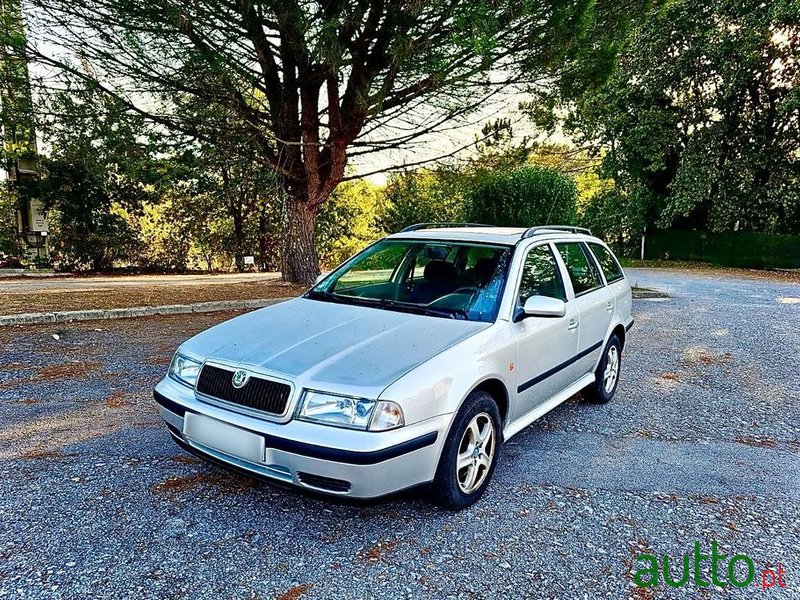 2000' Skoda Octavia Break photo #1