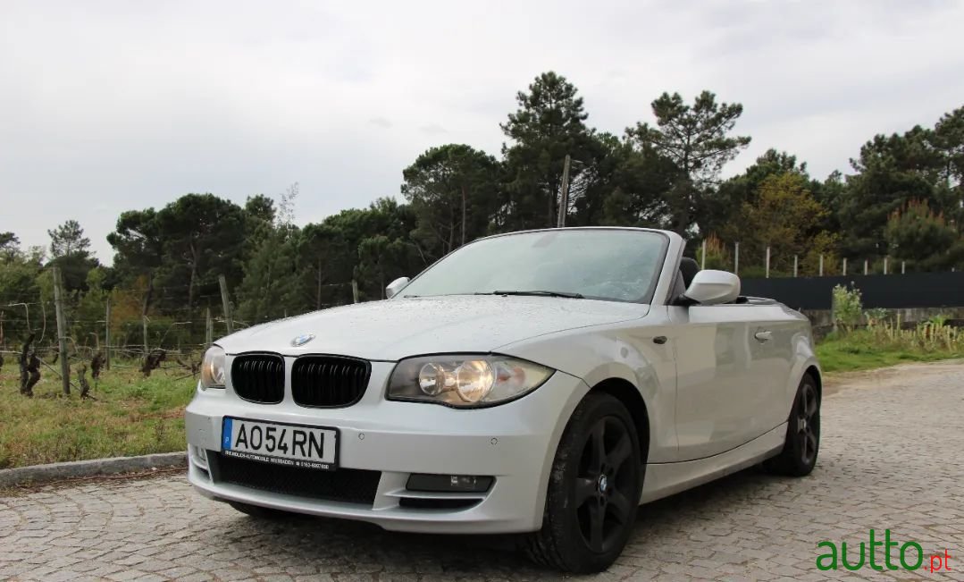 2010' BMW 120 photo #1