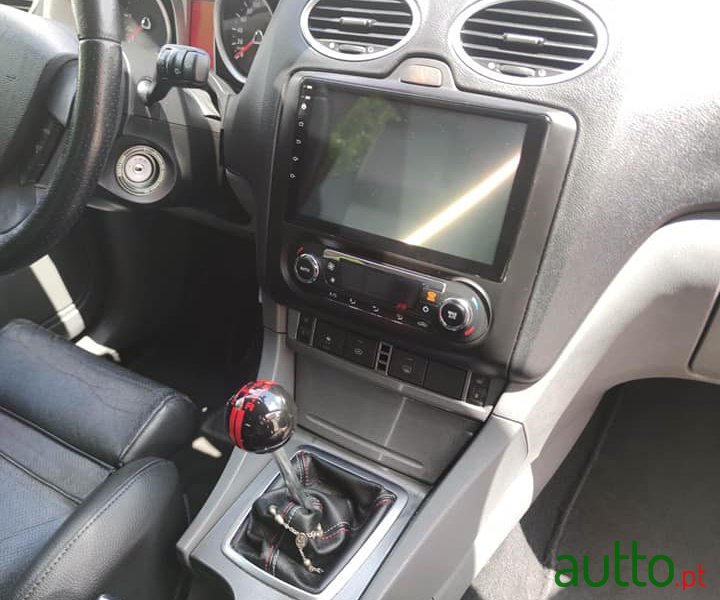 2009' Ford Focus photo #6