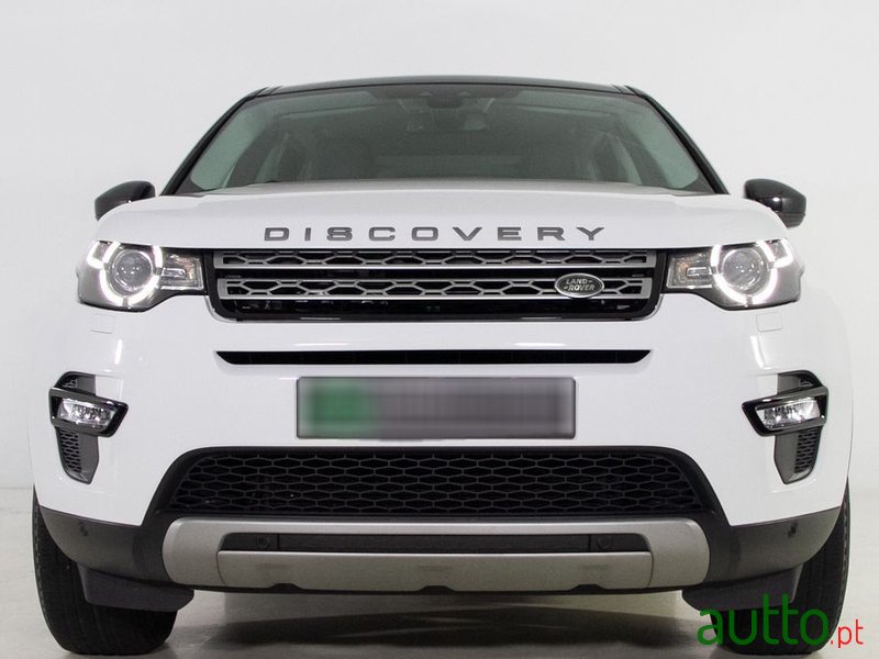 2016' Land Rover Discovery Sport photo #6