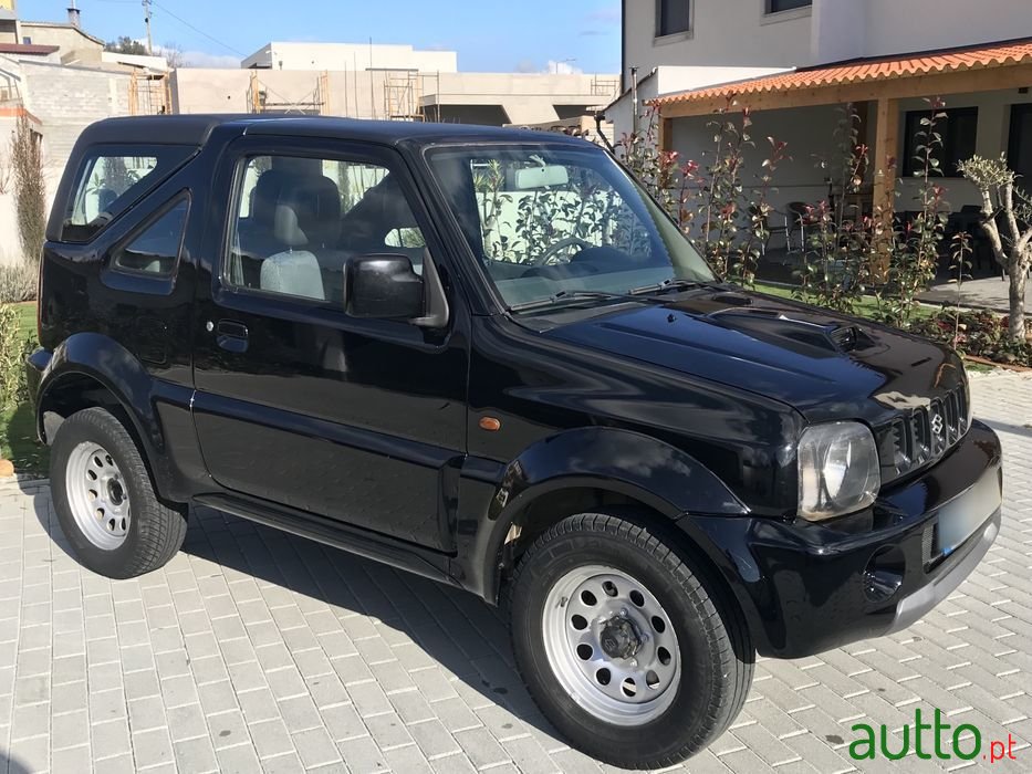 2004' Suzuki Jimny photo #2