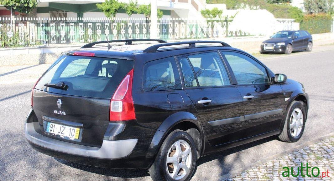 2008' Renault Megane Break photo #5